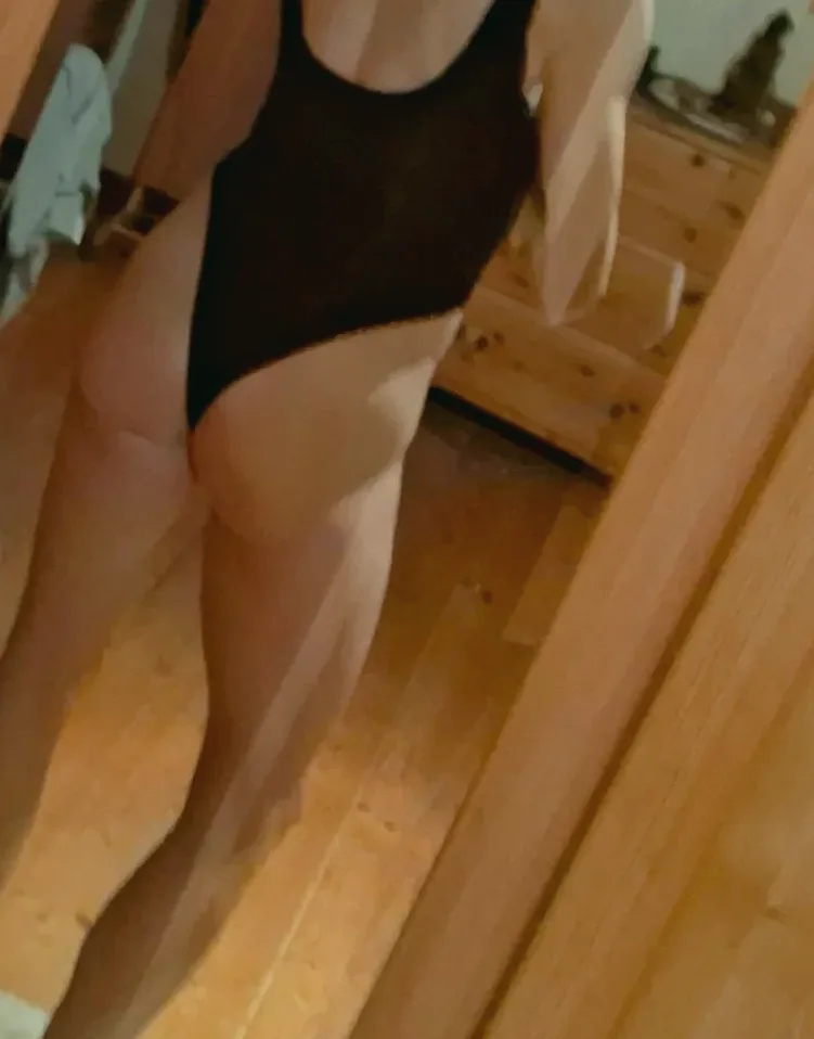 Celina, 28